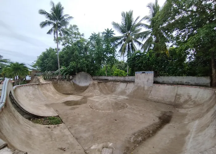 Palaboy Skatecamp Native House Beach Resort