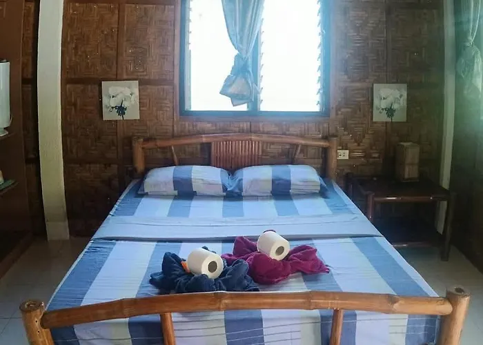 Malapascua Hideaway Resort